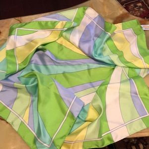 💥🧣Talbots Brand New Silk Scarf